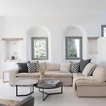Aqua Breeze Villas