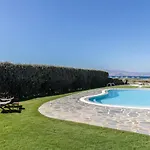 Aqua Breeze Villas