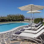 Aqua Breeze Villas * Pláka