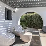 Aqua Breeze Villas * Pláka