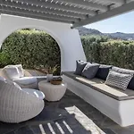 Aqua Breeze Villas