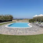Aqua Breeze Villas Ferienhaus Pláka