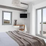 Aqua Breeze Villas Ferienhaus *