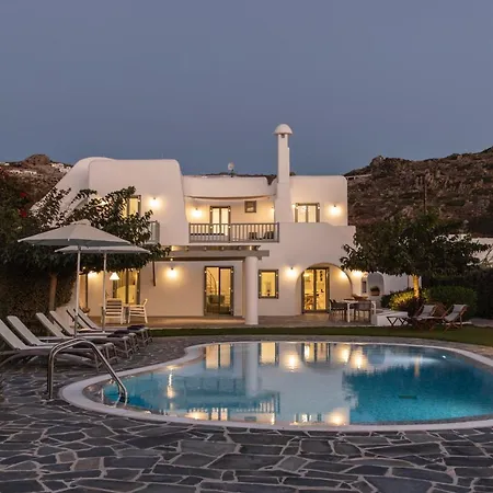 Aqua Breeze Villas Plaka (Naxos)