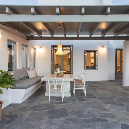 Aqua Breeze Villas * Plaka (Naxos)