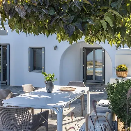 Aqua Breeze Villas Holiday home