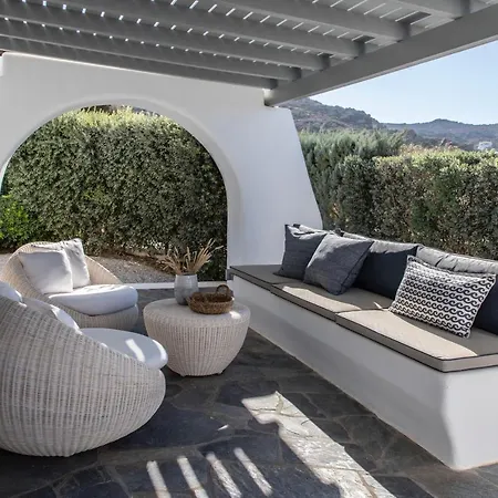 Aqua Breeze Villas