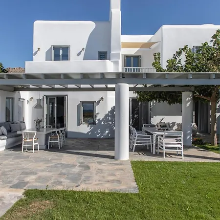 Aqua Breeze Villas * Plaka (Naxos)