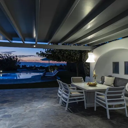 Aqua Breeze Villas Holiday home